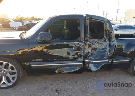 2001 Chevrolet Silverado 1500 Ls из США, поврежденный, VIN 2GCEC19VX11142637